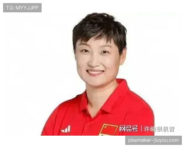 杨昊训练完直接啃鸡腿？这自律人设有点绷不住啊